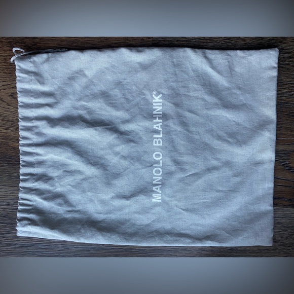 Manolo Blahnik Black Toe Pump with Ankle strap - Picture 7 of 8